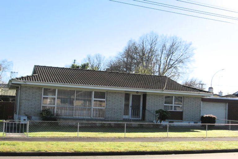 Photo of property in 93a Alfred Street, Fairfield, Hamilton, 3214