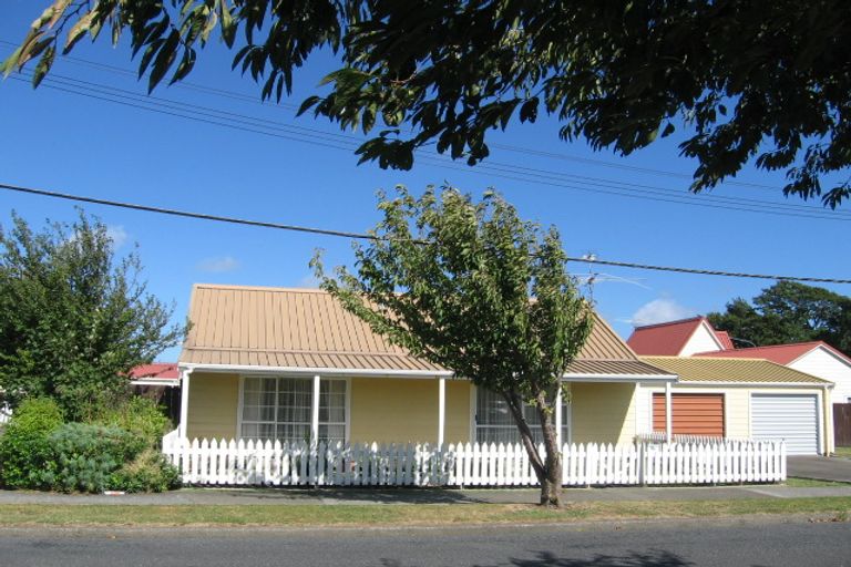 Photo of property in 2b Mchardie Street, Trentham, Upper Hutt, 5018