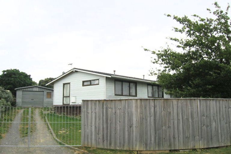 Photo of property in 54 Aniseed Grove, Timberlea, Upper Hutt, 5018