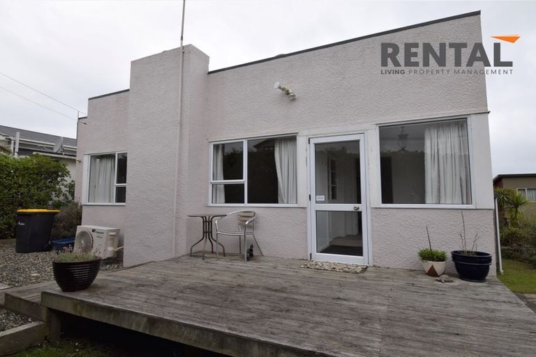 Photo of property in 2 Queen Street, Brighton, Dunedin, 9035
