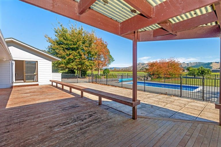 Photo of property in 191 Papatu Road, Manutuke, Gisborne, 4072