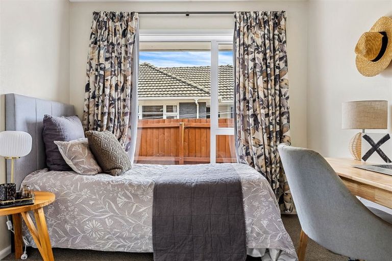 Photo of property in 95 Kendal Avenue, Burnside, Christchurch, 8053