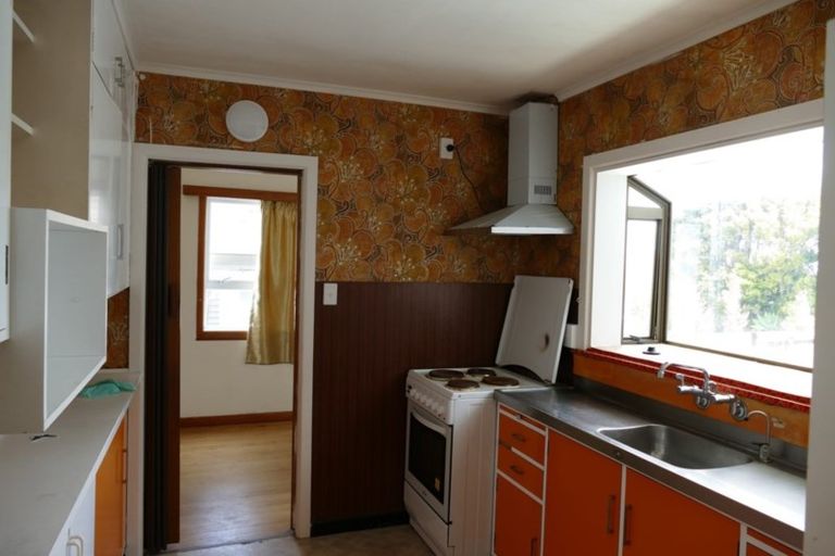 Photo of property in 211 East Coast Road, Castor Bay, Auckland, 0620