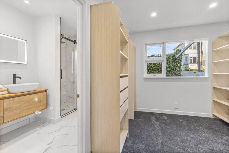 Photo of property in 25 Princes Street, Northcote Point, Auckland, 0627