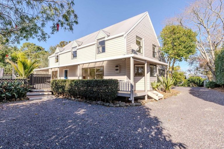 Photo of property in 74 Hone Heke Road, Kerikeri, 0230