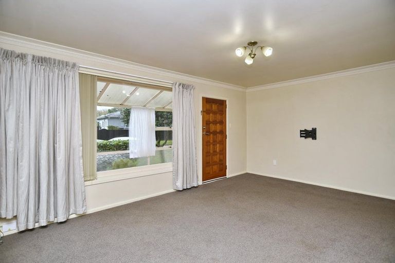 Photo of property in 2/38 Dee Street, St Albans, Christchurch, 8014