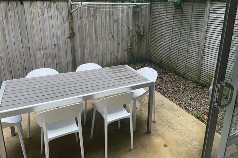 Photo of property in 35r Garnet Road, Westmere, Auckland, 1022