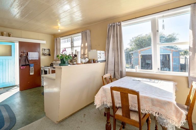 Photo of property in 5 Dublin Street, Martinborough, 5711