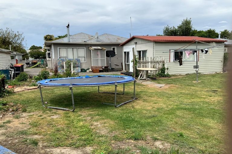 Photo of property in 77 Rattray Street, Riccarton, Christchurch, 8041