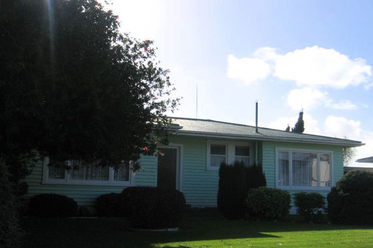Photo of property in 36 Lancaster Street, Highbury, Palmerston North, 4412