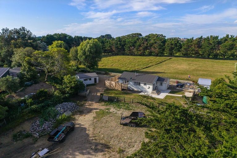 Photo of property in 237 Hokio Sand Road, Hokio Beach, Levin, 5571