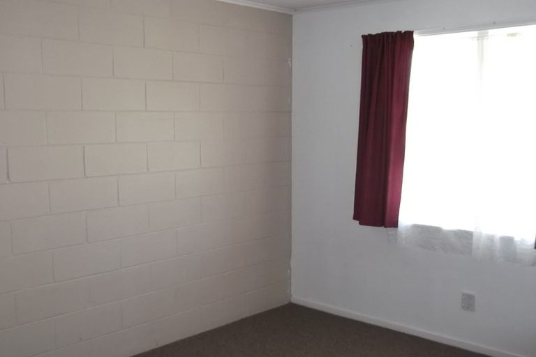 Photo of property in 14-16 Mako Mako Road, Levin, 5510