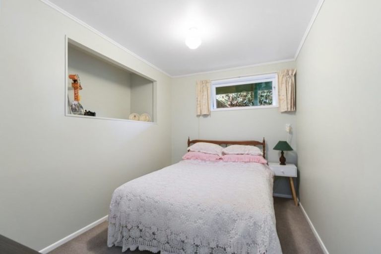 Photo of property in 1/94 Dowse Drive, Maungaraki, Lower Hutt, 5010