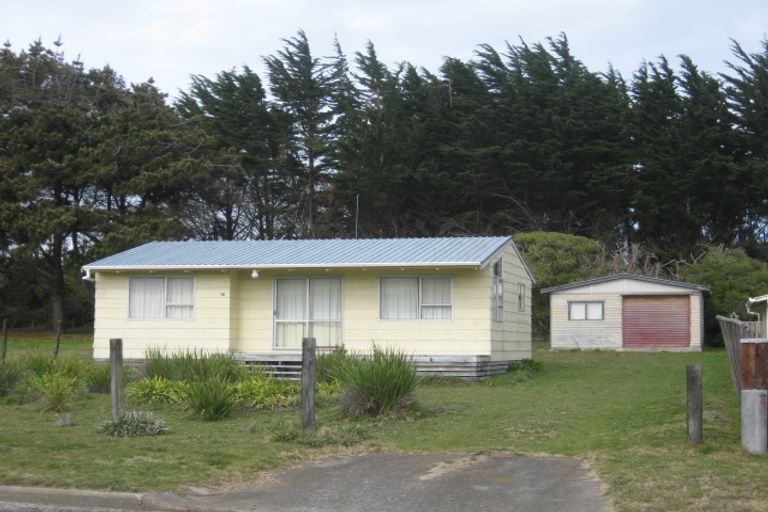 Photo of property in 47 Hydrabad Drive, Waitarere Beach, Levin, 5510