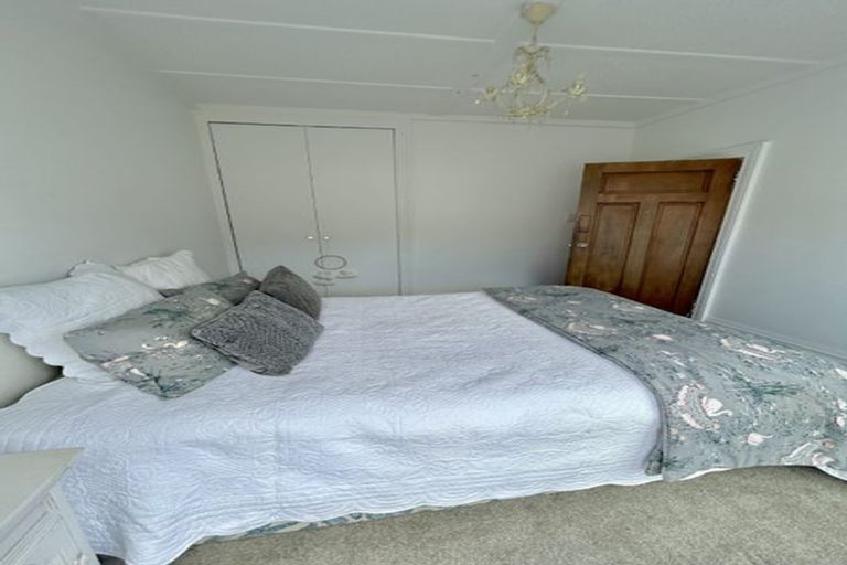 Photo of property in 13 Pukenui Street, Strandon, New Plymouth, 4312