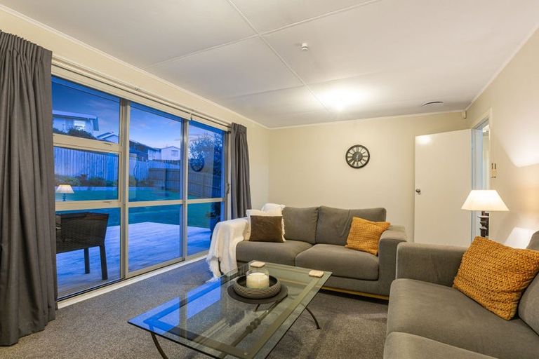 Photo of property in 3 Stipulate Place, Ascot Park, Porirua, 5024