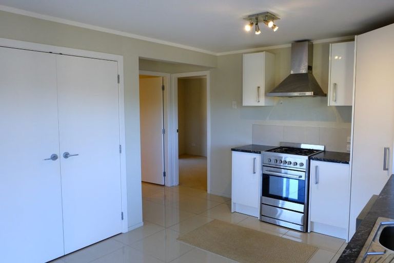 Photo of property in 9 Exploration Way, Whitby, Porirua, 5024