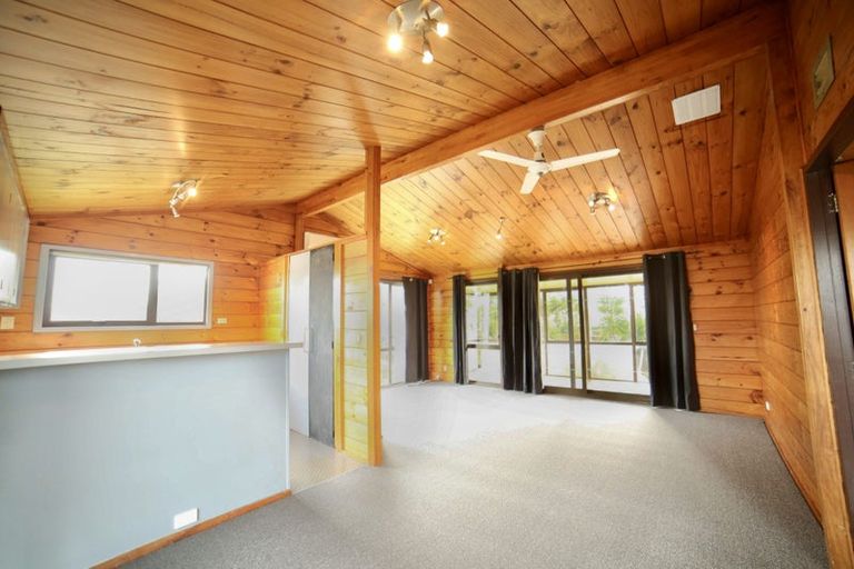 Photo of property in 2/3 Rogers Road, Manurewa, Auckland, 2102