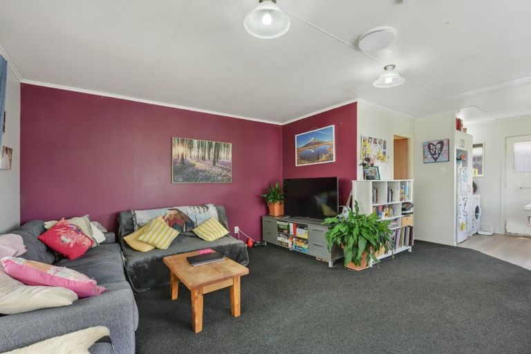 Photo of property in 1/132 Parkers Road, Tahunanui, Nelson, 7011