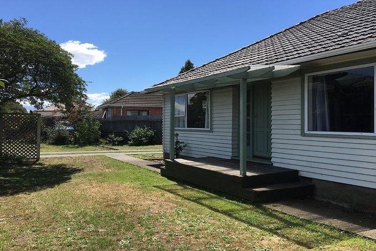 Photo of property in 6 Buchanans Road, Sockburn, Christchurch, 8042