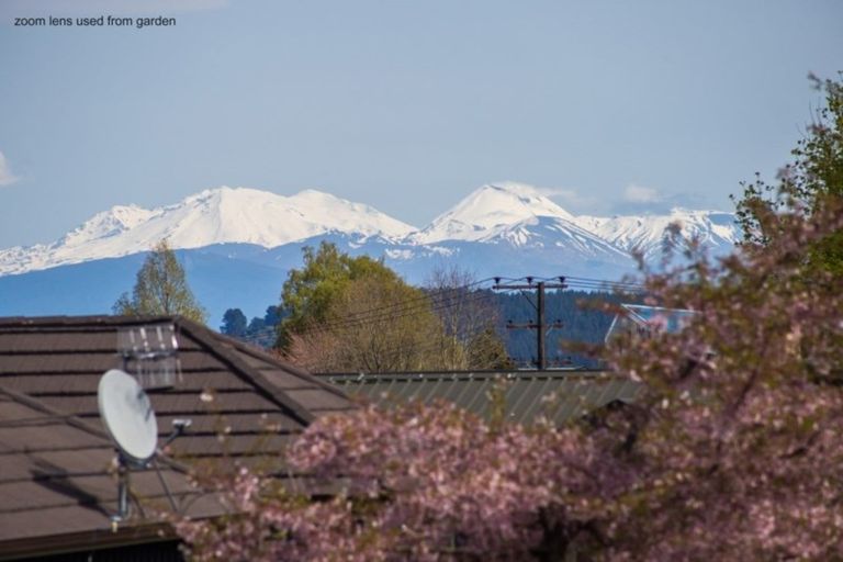 Photo of property in 8 Vaucluse Drive, Nukuhau, Taupo, 3330