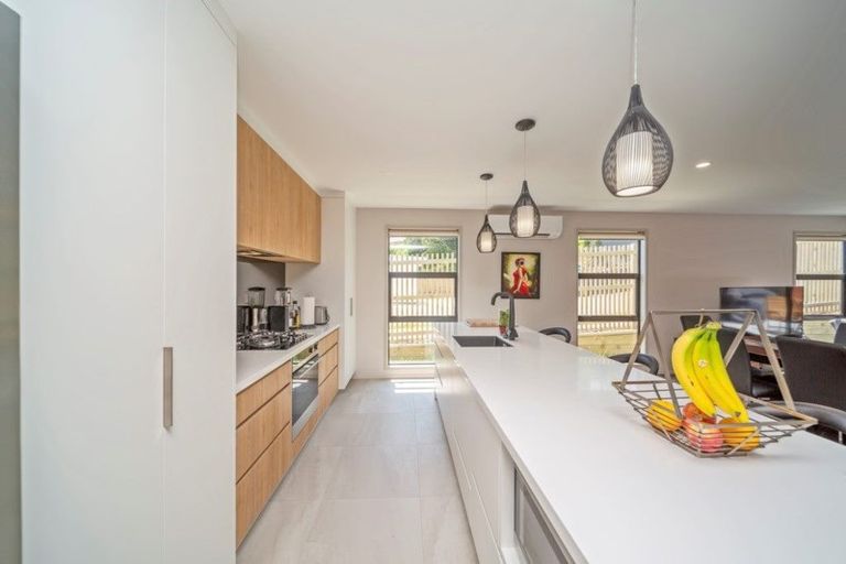 Photo of property in 3 Mackillop Way, Brooklands, New Plymouth, 4310