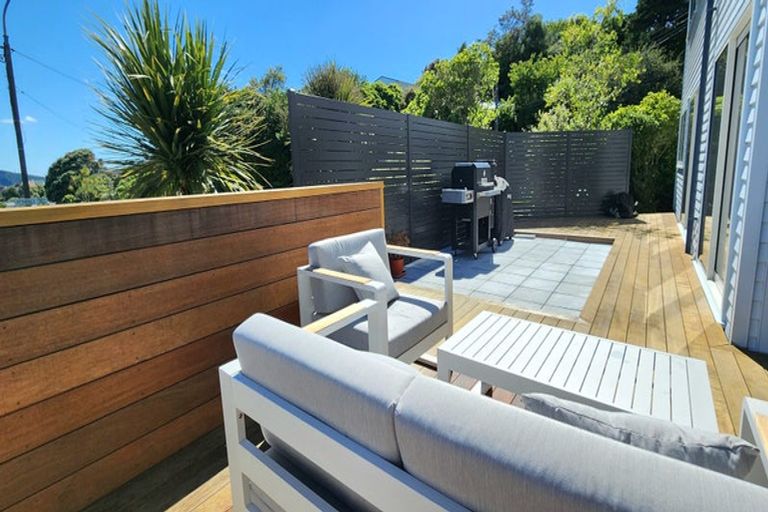 Photo of property in 33 Petherick Crescent, Johnsonville, Wellington, 6037