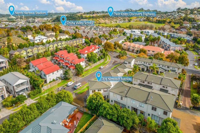 Photo of property in 3/6 Nimstedt Avenue, Oteha, Auckland, 0632