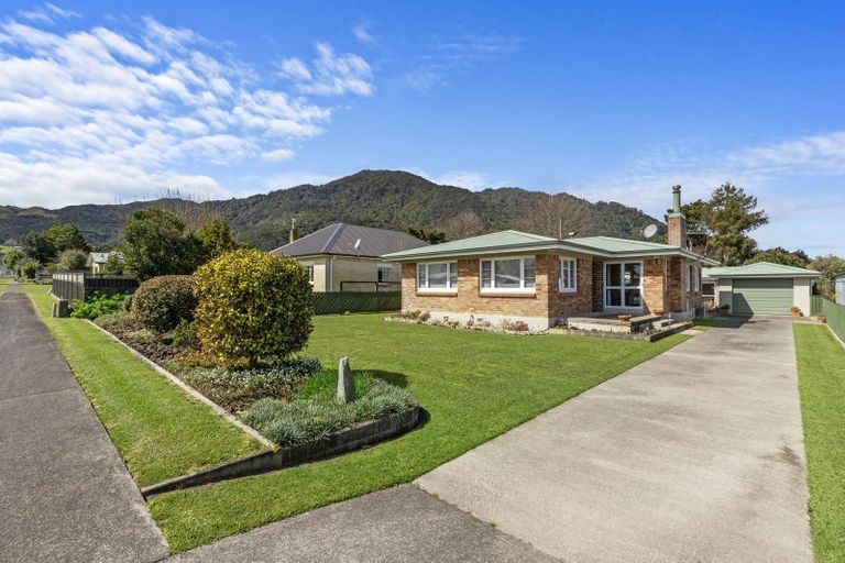 Photo of property in 12 Spencer Street, Te Aroha, 3320