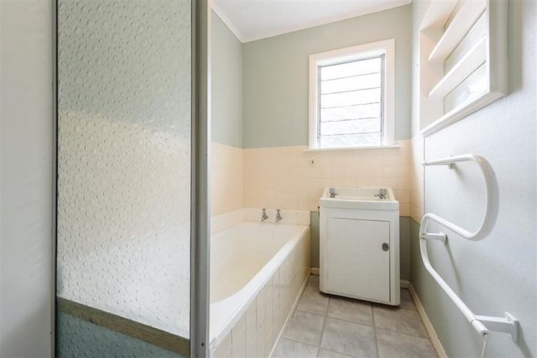 Photo of property in 173 Campbell Street, Karori, Wellington, 6012