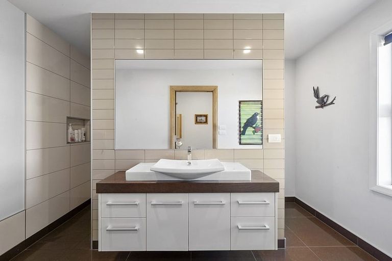 Photo of property in 62 Atkinson Road, Hurworth, New Plymouth, 4371