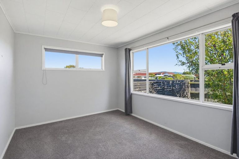Photo of property in 32 Sylvan Avenue, Waikanae, 5036
