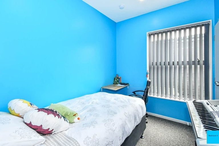 Photo of property in 13 Te Aparangi Road, Papakura, 2110