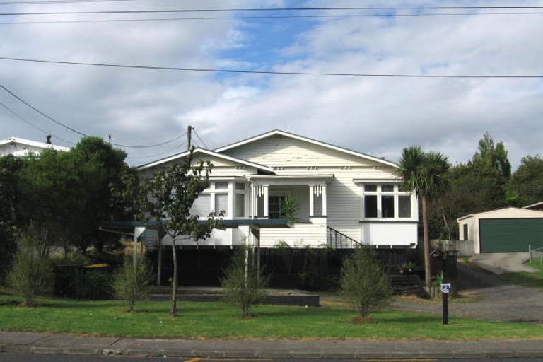 Photo of property in 2/112 View Road, Sunnyvale, Auckland, 0612