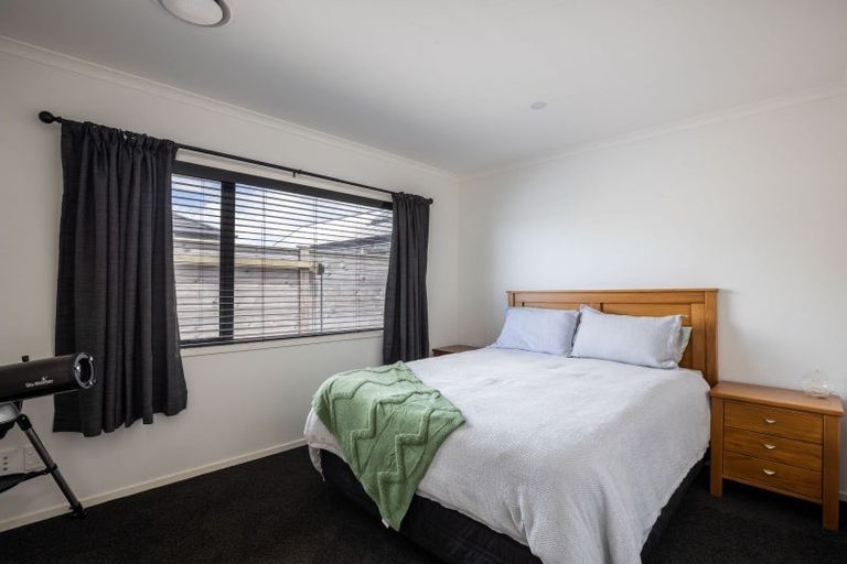 Photo of property in 31 Keene Drive, Bell Block, New Plymouth, 4312