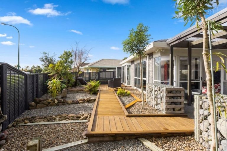 Photo of property in 52 Ocean Crest, Papamoa Beach, Papamoa, 3118