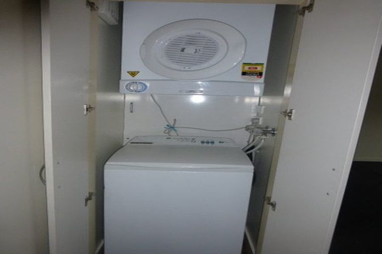 Photo of property in 2/30 Mathesons Road, Phillipstown, Christchurch, 8011