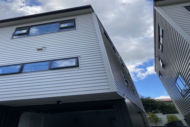 Photo of property in 32d Potter Avenue, Northcote, Auckland, 0627