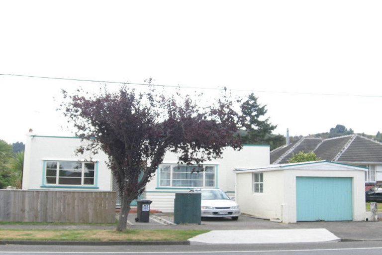 Photo of property in 54 Lane Street, Wallaceville, Upper Hutt, 5018