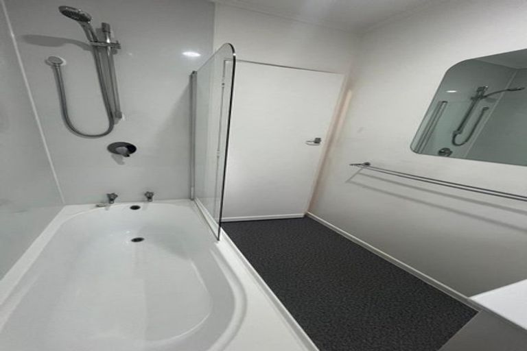 Photo of property in 5 Tyne Road, Forrest Hill, Auckland, 0620