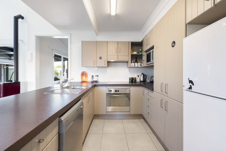 Photo of property in 25 Godley Street, Halcombe, Feilding, 4779