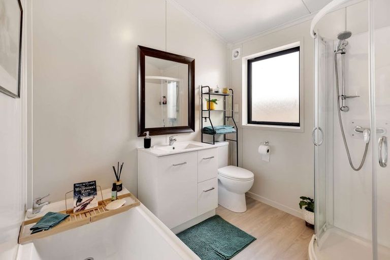 Photo of property in 3b Duff Crescent, Highbury, Palmerston North, 4412