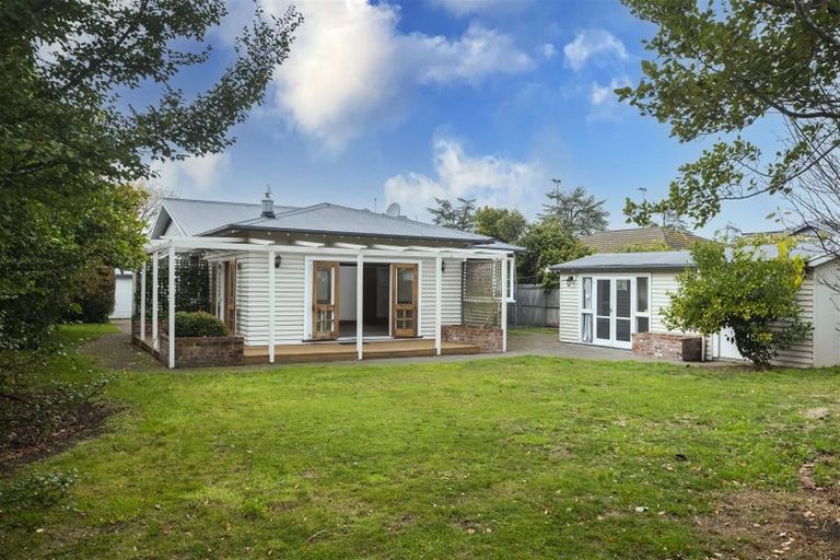 Photo of property in 50 Tui Street, Fendalton, Christchurch, 8041
