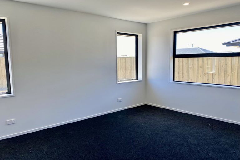 Photo of property in 37 Dynes Road, Rolleston, 7615