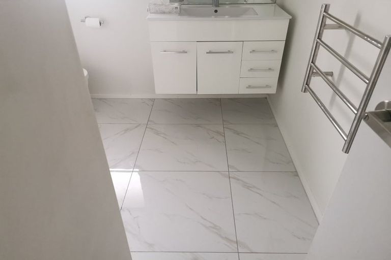 Photo of property in 102 Te Manatu Drive, Huntington, Hamilton, 3210