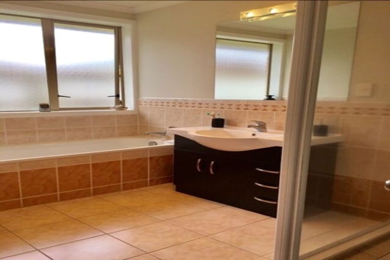 Photo of property in 424 East Tamaki Road, East Tamaki, Auckland, 2013