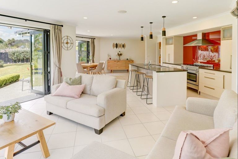 Photo of property in 24 Urutawa Drive, Kerikeri, 0230