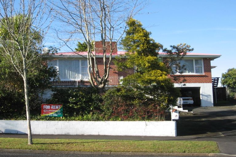 Photo of property in 18 Sutton Crescent, Hillcrest, Hamilton, 3216