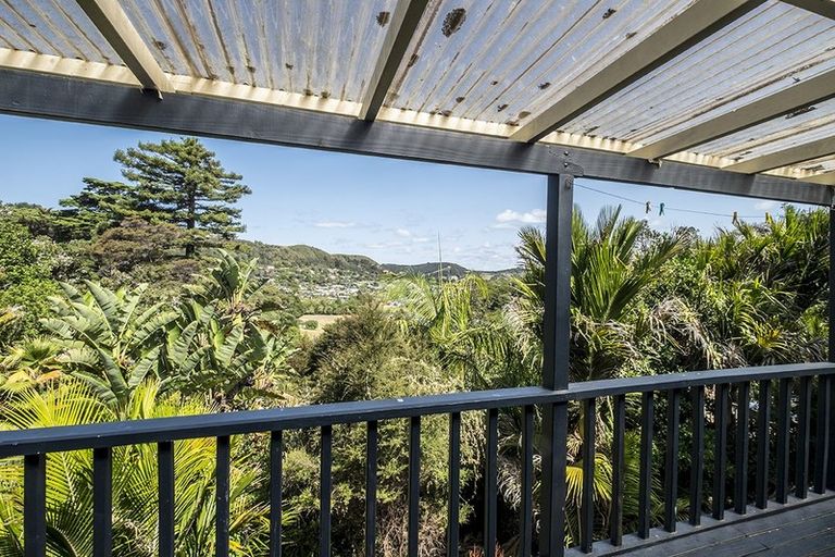 Photo of property in 17 Taraire Street, Ostend, Waiheke Island, 1081