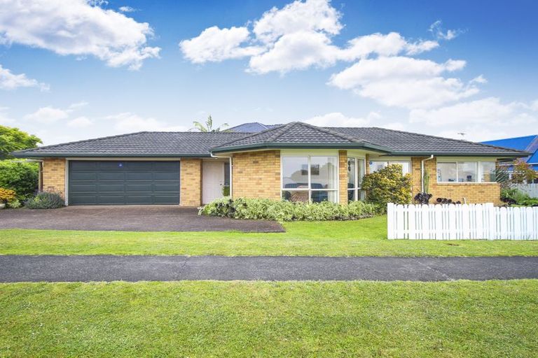 Photo of property in 3 Wiseley Road, Hobsonville, Auckland, 0618
